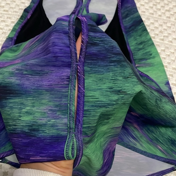 Lululemon Real Quick Singlet in Rio Nights - Picture 10 of 10